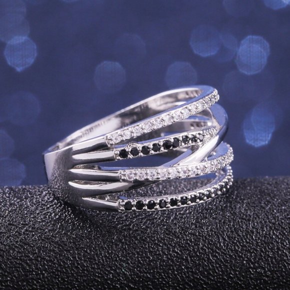 Tuxedo Half Infinity Band - Picture 4 of 4